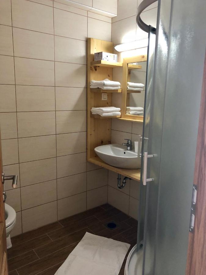 לינה וארוחת בוקר Sobe Brezje חדר תמונה